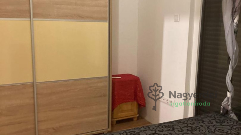 Debrecen, Belváros, Lakás, tégla lakás  