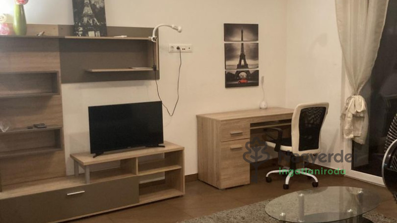 Debrecen, Belváros, Lakás, tégla lakás  