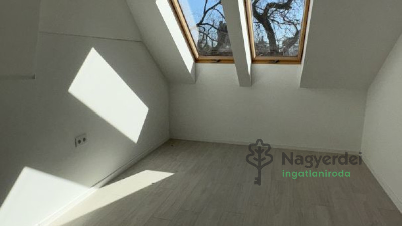 Debrecen, Belváros, Lakás, tégla lakás  