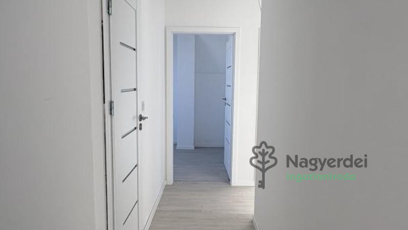 Debrecen, Belváros, Lakás, tégla lakás  