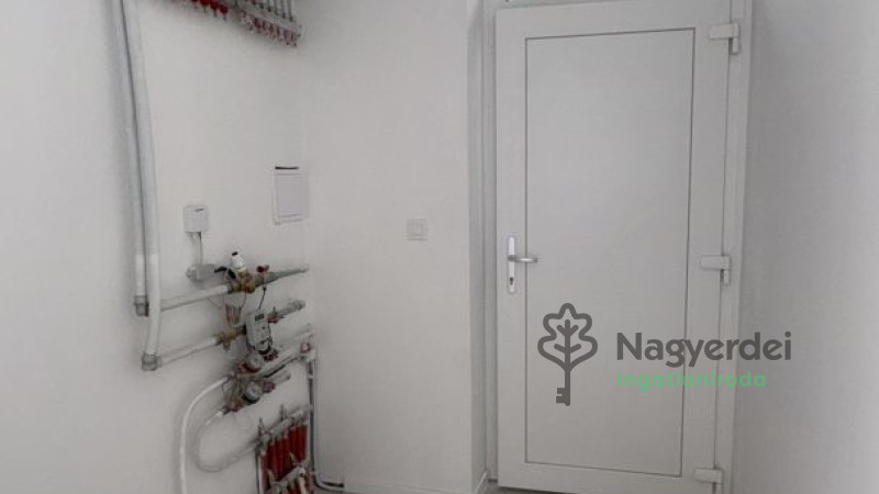 Debrecen, Belváros, Lakás, tégla lakás  