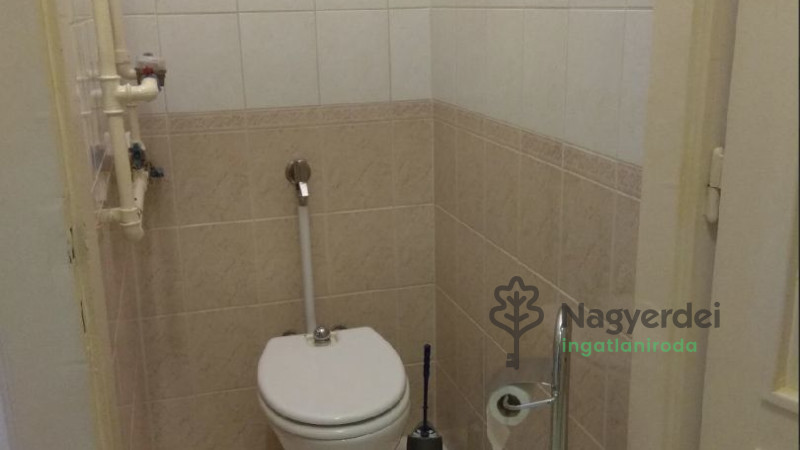 Debrecen, Dobozikert, Lakás, tégla lakás  