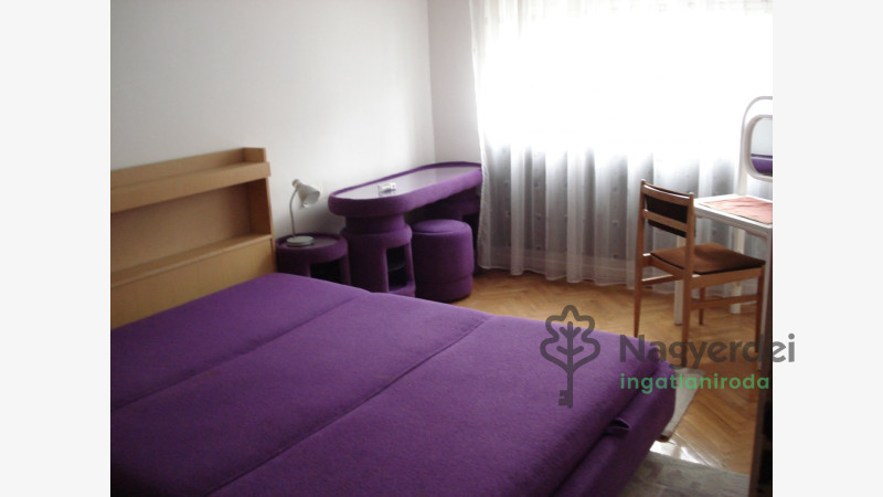 Debrecen, Nagyerdő, Ház, sorház  