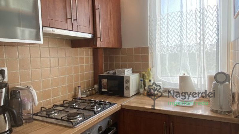 Debrecen, Sestakert, Lakás, tégla lakás  