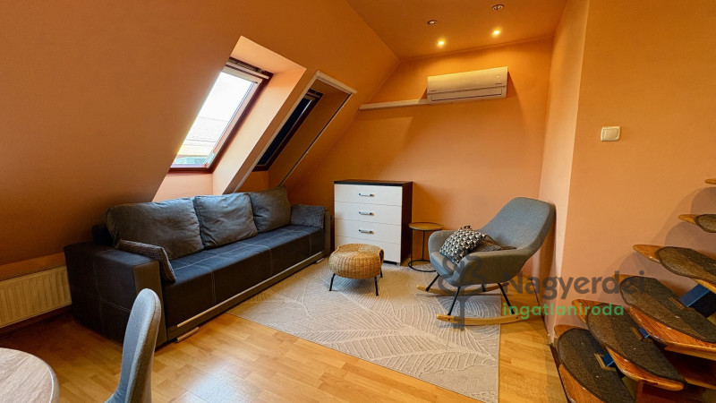 Debrecen, Belváros, Lakás, tégla lakás  