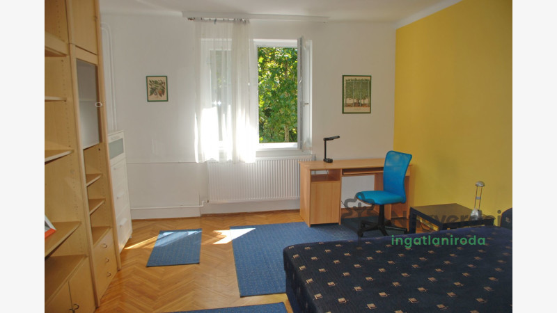 Debrecen, Sestakert, Lakás, tégla lakás  