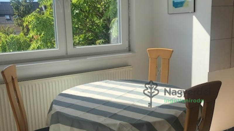 Debrecen, Szentlászlófalva, Lakás, tégla lakás  