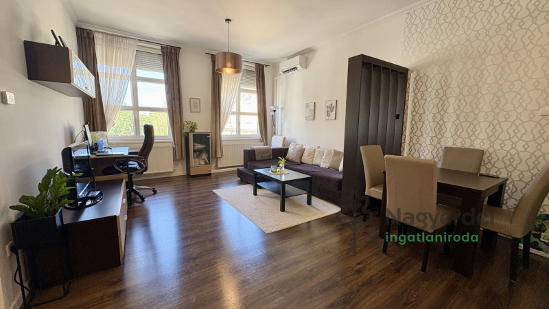 Debrecen, Belváros, Lakás, tégla lakás  