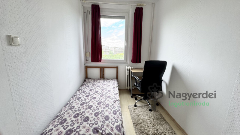 Debrecen, Libakert, Lakás, panel lakás  