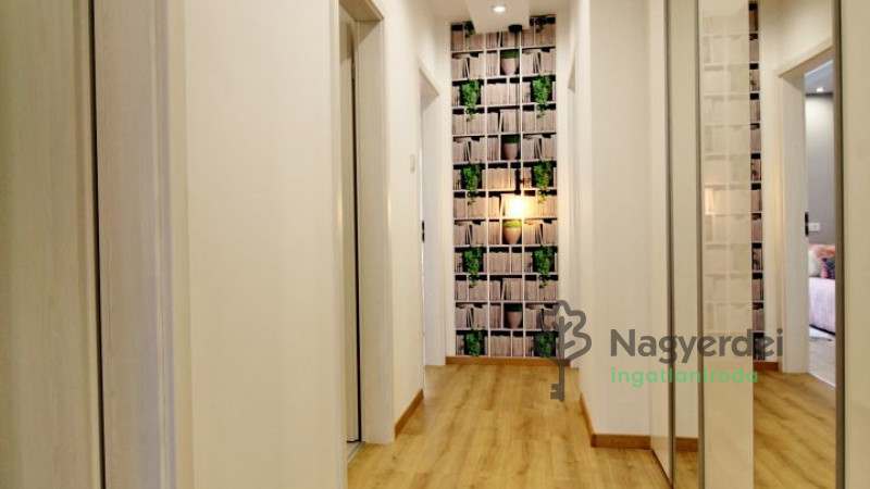 Debrecen, Nyulas, Ház, sorház  