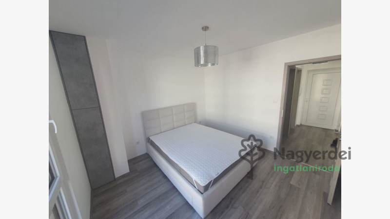 Debrecen, Belváros, Lakás, tégla lakás  