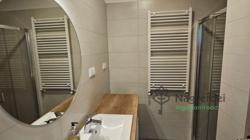 Debrecen, Belváros, Lakás, tégla lakás  