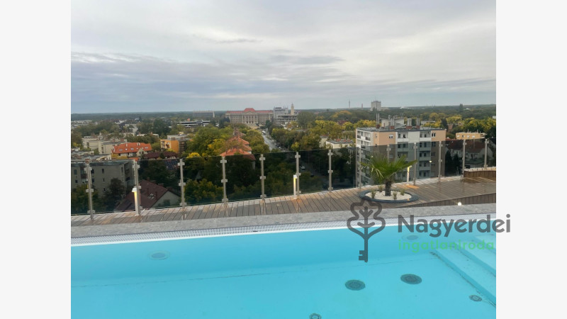 Debrecen, Egyetemváros, Lakás, tégla lakás  