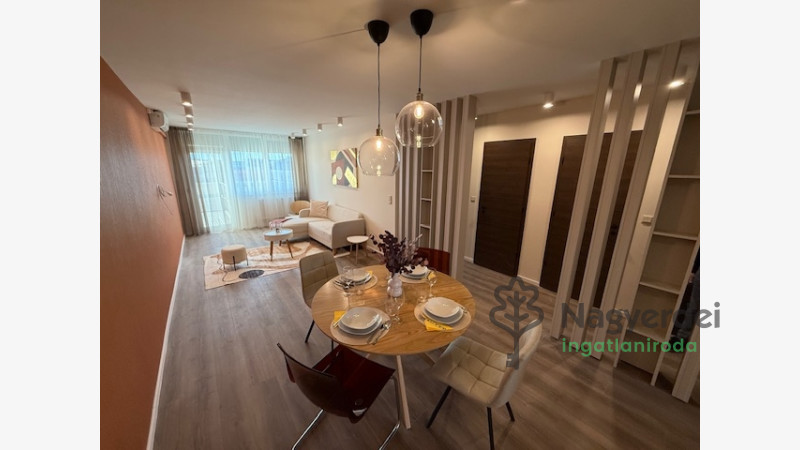 Debrecen, Belváros, Lakás, tégla lakás  