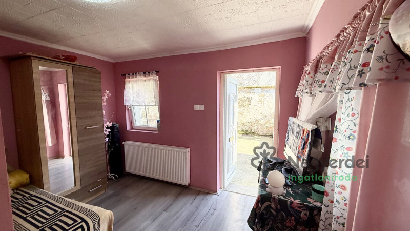 Debrecen, Szentlászlófalva, Ház, családi ház  