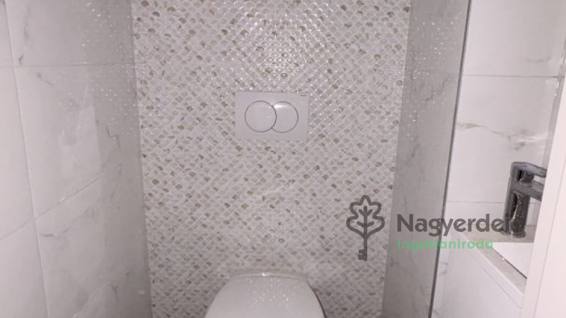 Debrecen, Belváros, Lakás, tégla lakás  