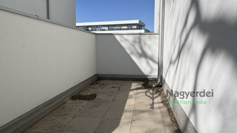 Debrecen, Belváros, Lakás, tégla lakás  