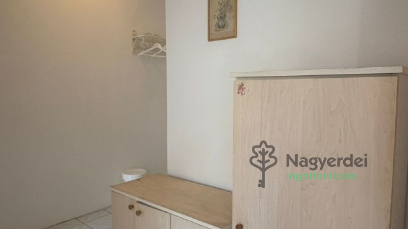 Debrecen, Nagyerdő, Lakás, tégla lakás  