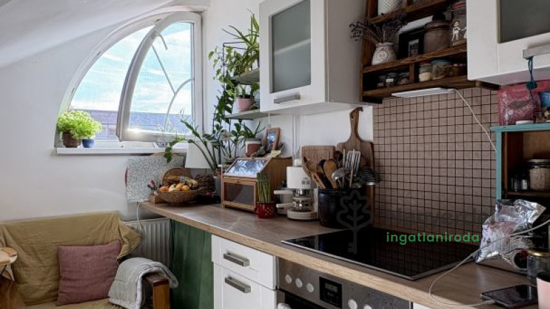 Debrecen, Belváros, Lakás, tégla lakás  