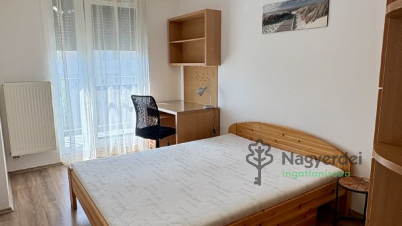 Debrecen, Sestakert, Lakás, tégla lakás  