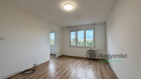 Debrecen, Fényesudvar, Lakás, panel lakás  