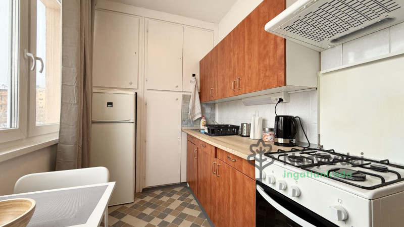 Debrecen, Sestakert, Lakás, csúsztatott zsalus  