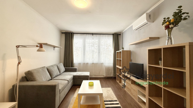 Debrecen, Sestakert, Lakás, csúsztatott zsalus  