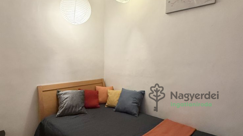 Debrecen, Belváros, Lakás, tégla lakás  