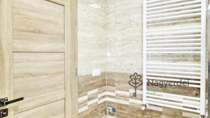 Debrecen, Belváros, Lakás, tégla lakás  