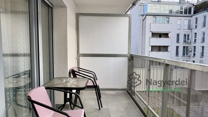 Debrecen, Belváros, Lakás, tégla lakás  