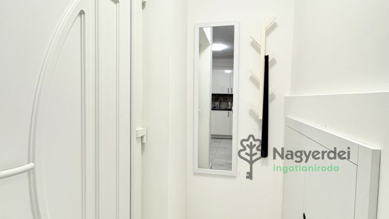 Debrecen, Belváros, Lakás, tégla lakás  