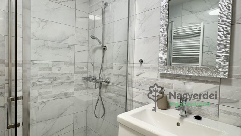 Debrecen, Belváros, Lakás, tégla lakás  