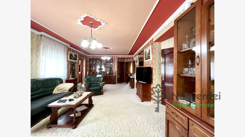 Mikepércs, Ház, családi ház  