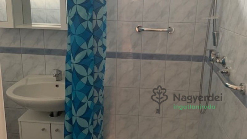 Debrecen, József Attila-telep, Ház, családi ház  