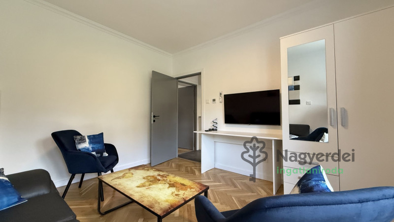 Debrecen, Nagyerdő, Lakás, tégla lakás  