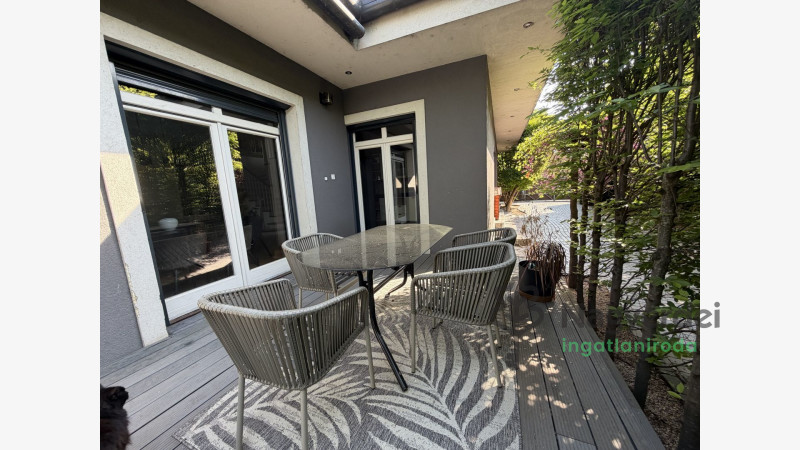 Debrecen, Hatvan utcai kert, Ház, családi ház  