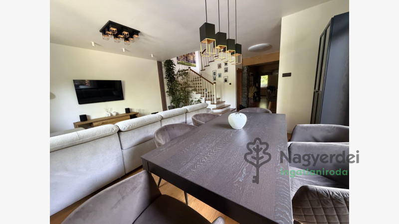 Debrecen, Hatvan utcai kert, Ház, családi ház  