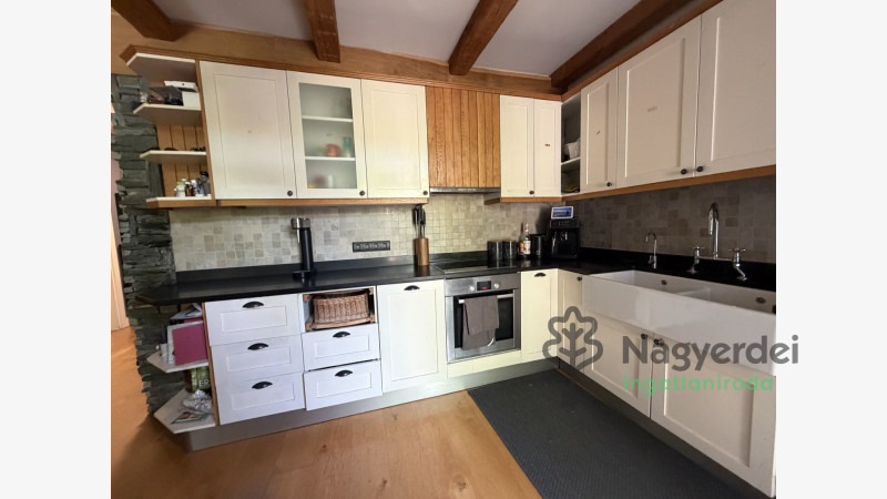 Debrecen, Hatvan utcai kert, Ház, családi ház  