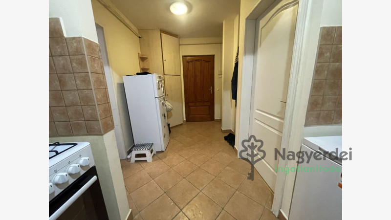 Debrecen, Széchenyikert, Lakás, tégla lakás  