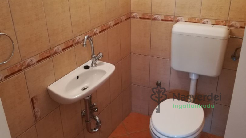 Debrecen, Boldogfalvi kert, Ház, sorház  