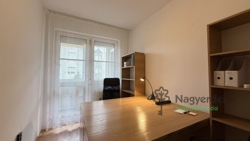 Debrecen, Sestakert, Lakás, tégla lakás  