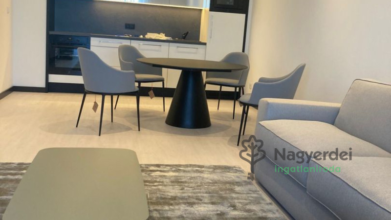 Debrecen, Egyetemváros, Lakás, tégla lakás  