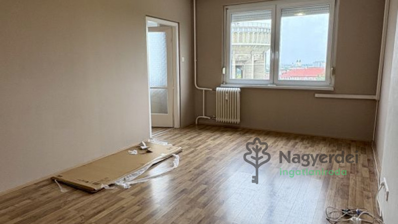 Debrecen, Fényesudvar, Lakás, panel lakás  