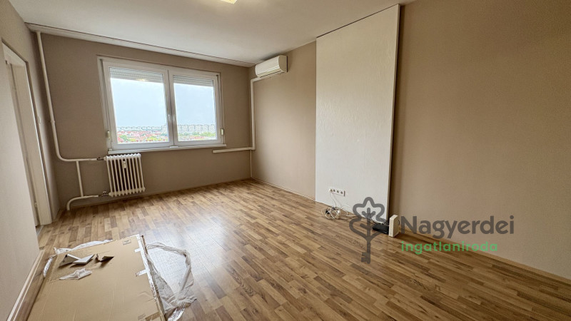 Debrecen, Fényesudvar, Lakás, panel lakás  