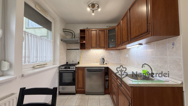 Debrecen, Sámsonikert, Lakás, tégla lakás  