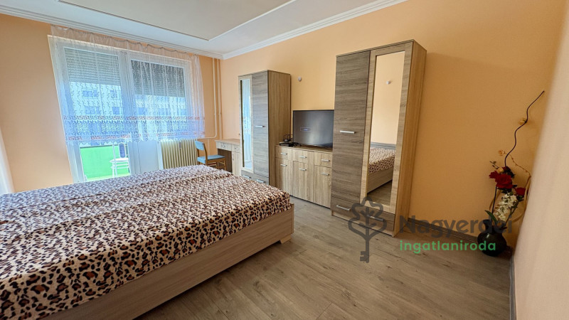 Debrecen, Vénkert, Lakás, panel lakás  