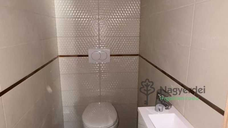 Debrecen, Belváros, Lakás, tégla lakás  