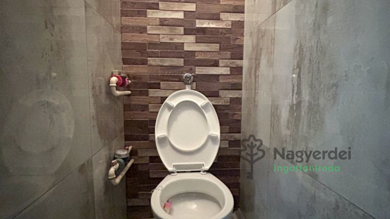 Debrecen, Sestakert, Lakás, panel lakás  