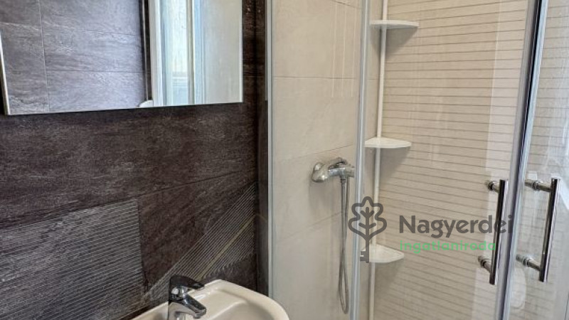 Debrecen, Ispotály, Lakás, tégla lakás  