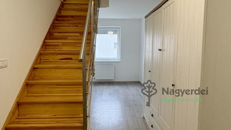 Debrecen, Ispotály, Lakás, tégla lakás  